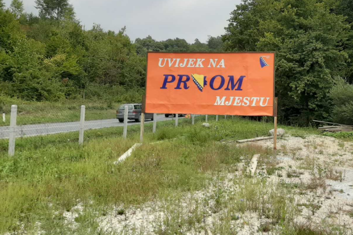 naslovnaaaaa